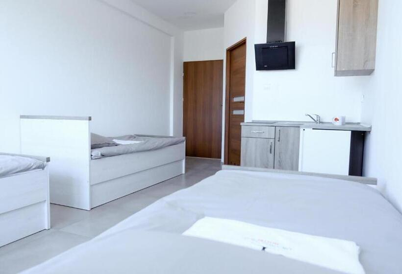 Отель Orange Tree