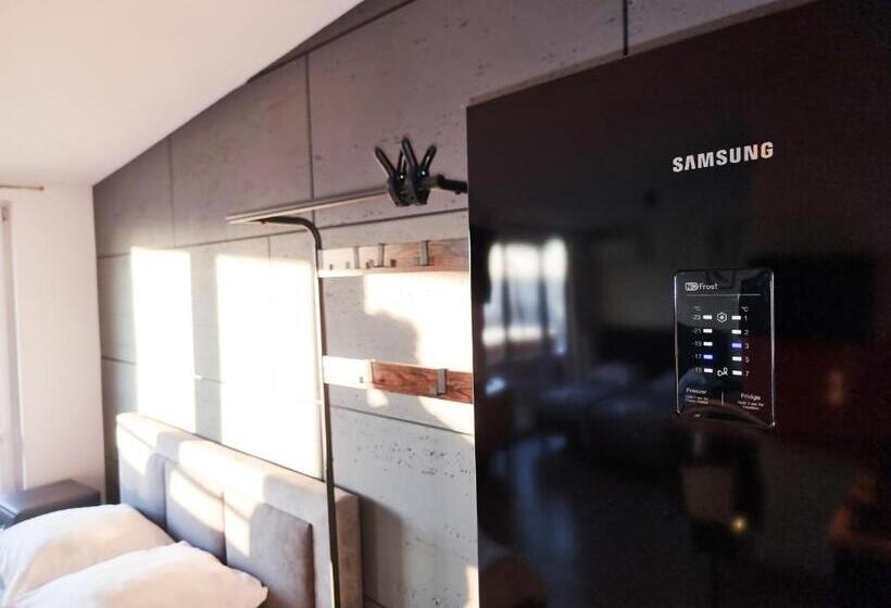 Отель Orange Tree