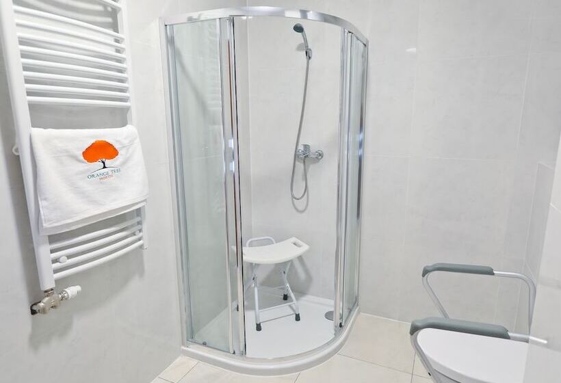 Отель Orange Tree