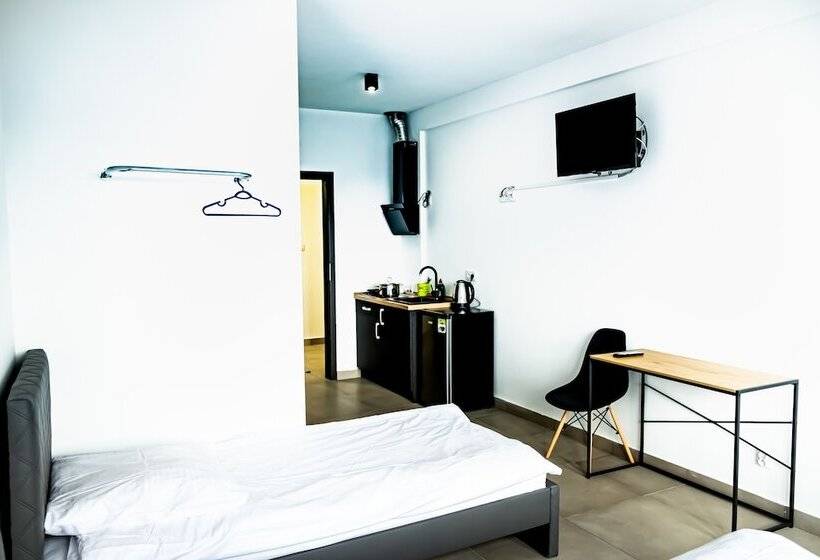 Отель Orange Tree