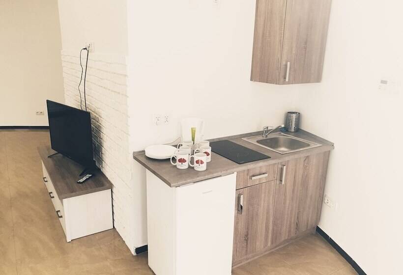 Отель Orange Tree