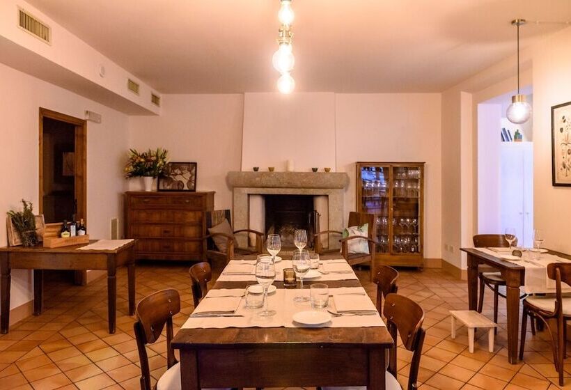 בית מלון כפרי La Locanda Del Povero Diavolo