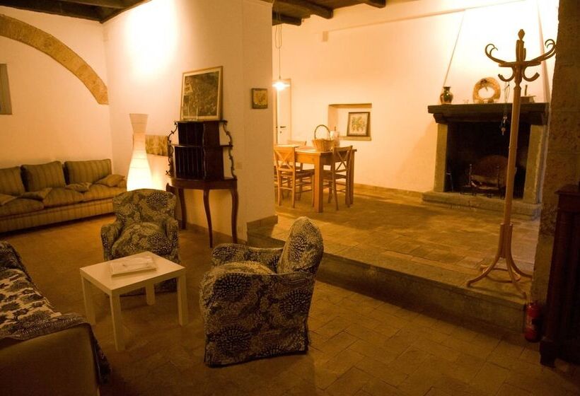 בית מלון כפרי Palazzo Contino