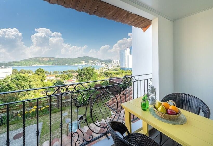 Отель Greennarae Pension