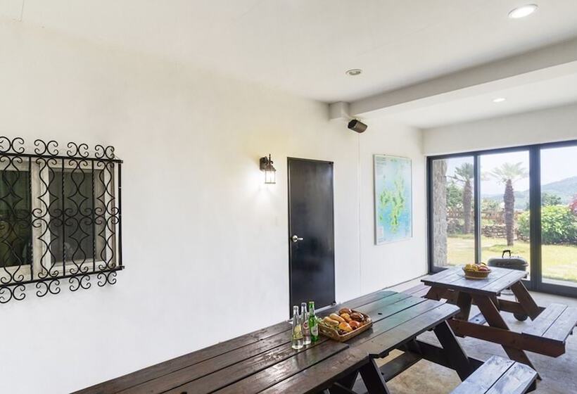 Отель Greennarae Pension