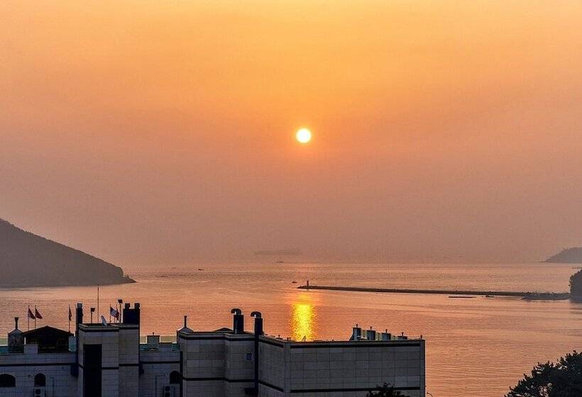 Отель Greennarae Pension