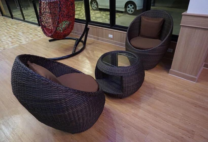 ホテル Phatra Boutique