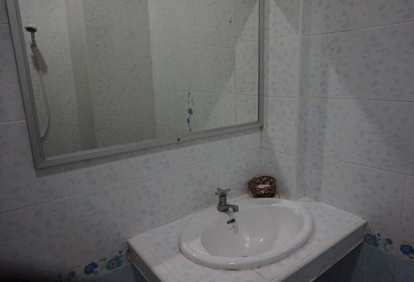 Отель Pornnarumirt