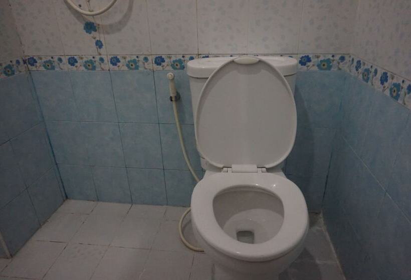 Отель Pornnarumirt