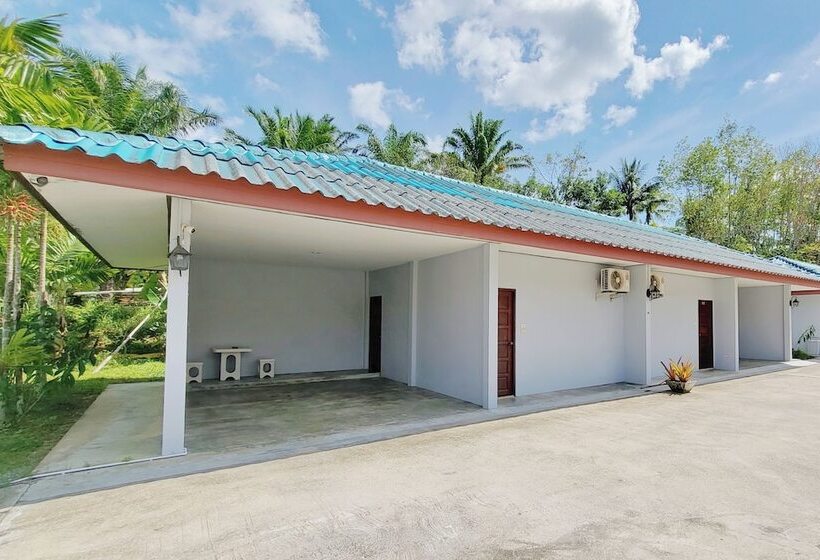 호텔 Prangthong Garden Home