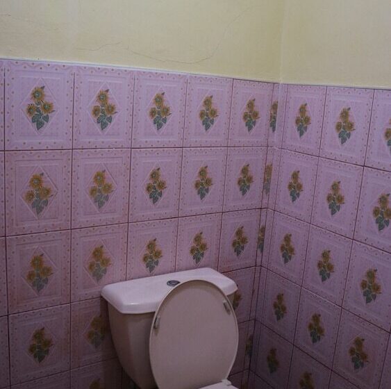 ホテル Reddoorz At July S Haven Seaside Pension Camiguin