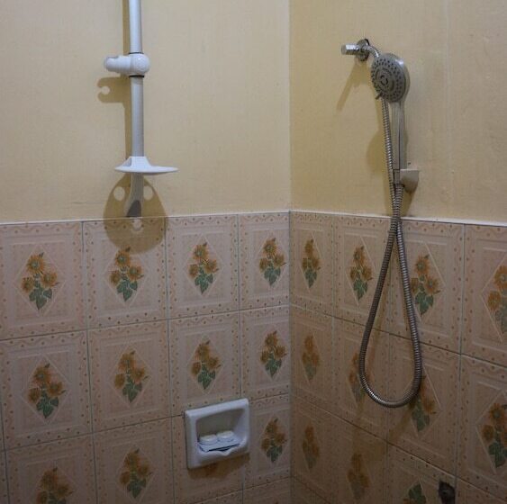 فندق Reddoorz At July S Haven Seaside Pension Camiguin