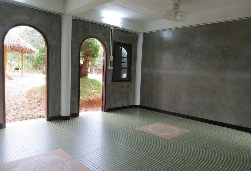 בית מלון כפרי River Garden 888