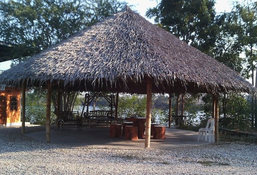 בית מלון כפרי River Garden 888