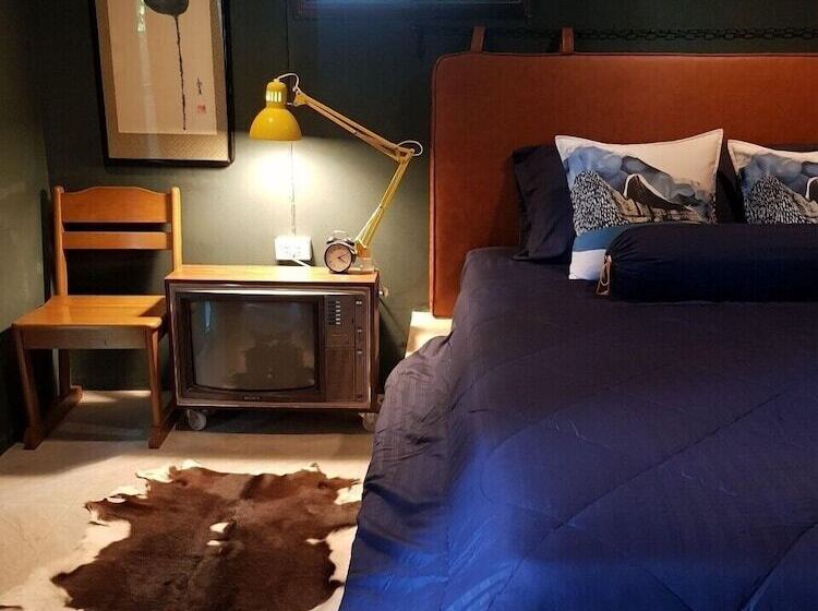 בית מלון כפרי Room 9 Hometel