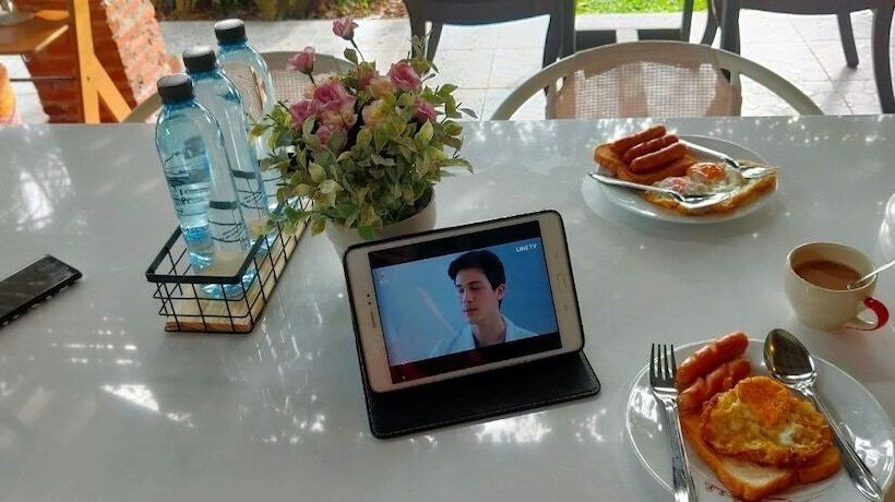 בית מלון כפרי Room 9 Hometel