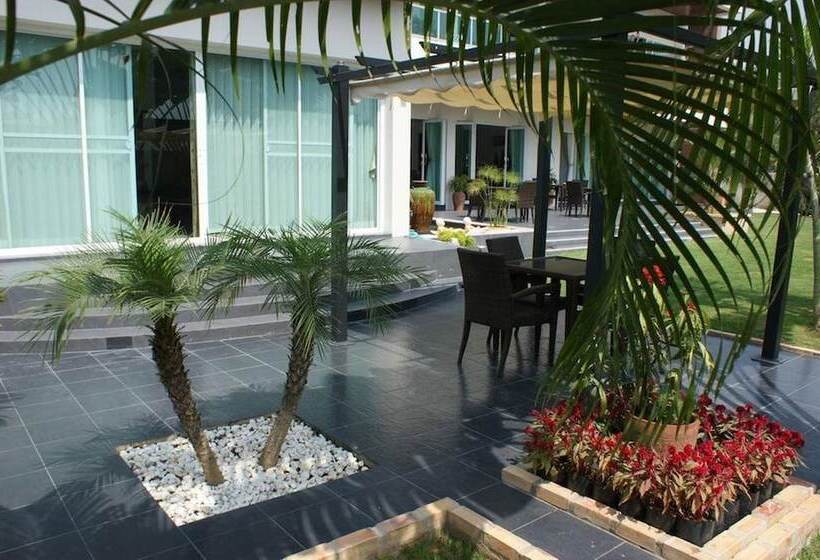 فندق Sumali Villa