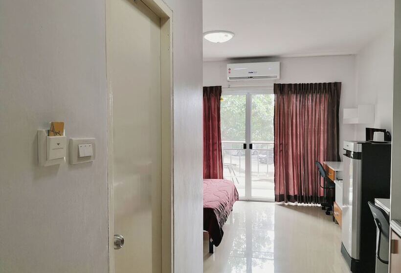 فندق Taweesuk Residence