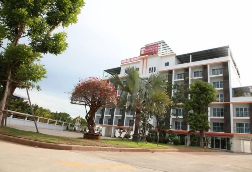 فندق Taweesuk Residence