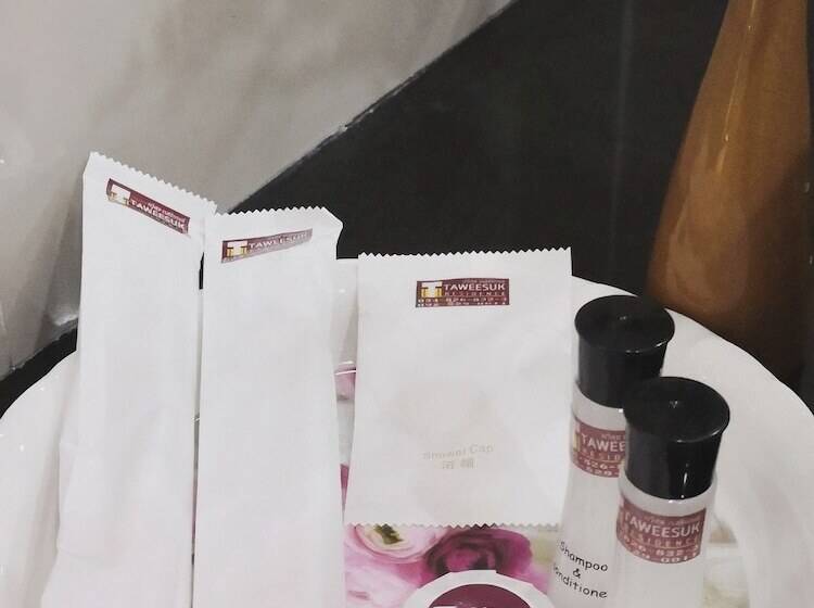 فندق Taweesuk Residence