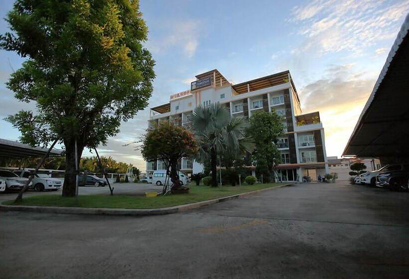 فندق Taweesuk Residence