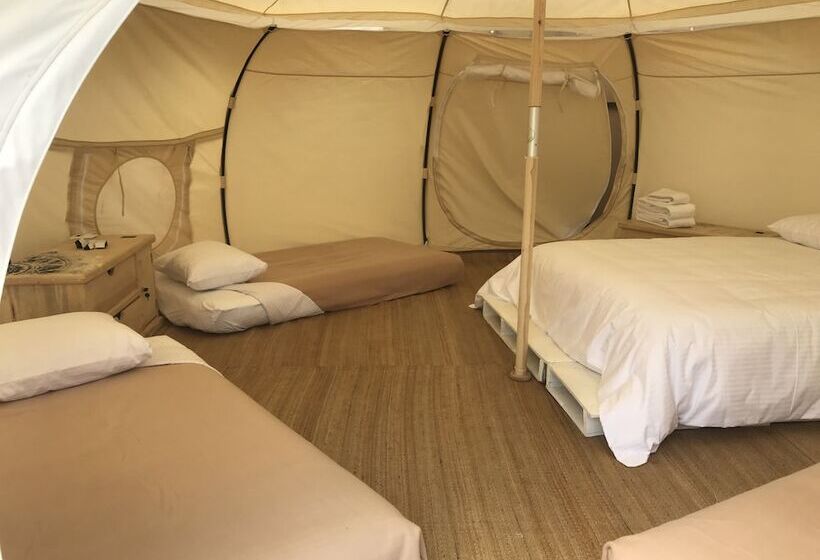 ホテル Tendo Glamping