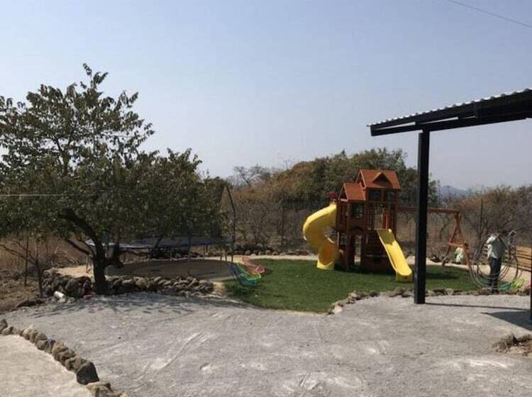 ホテル Tendo Glamping