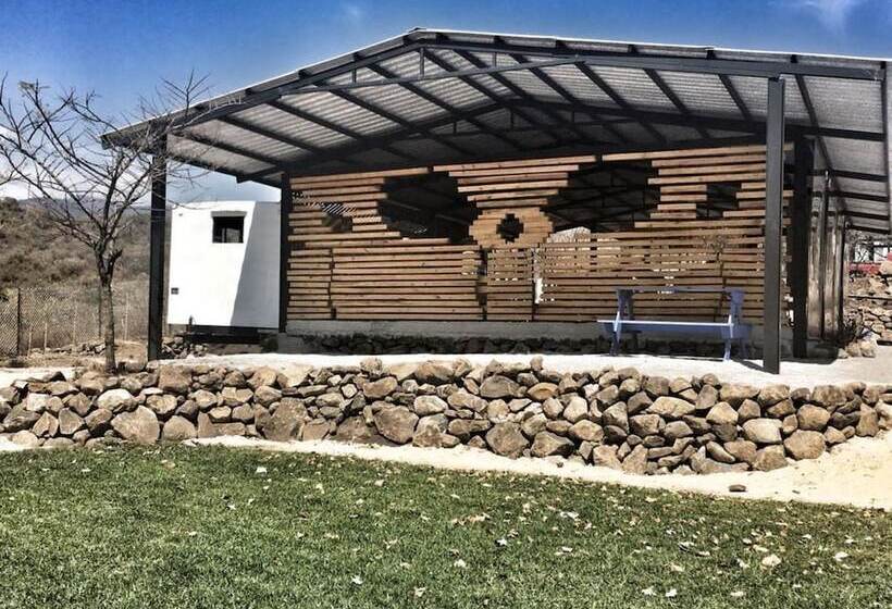 ホテル Tendo Glamping