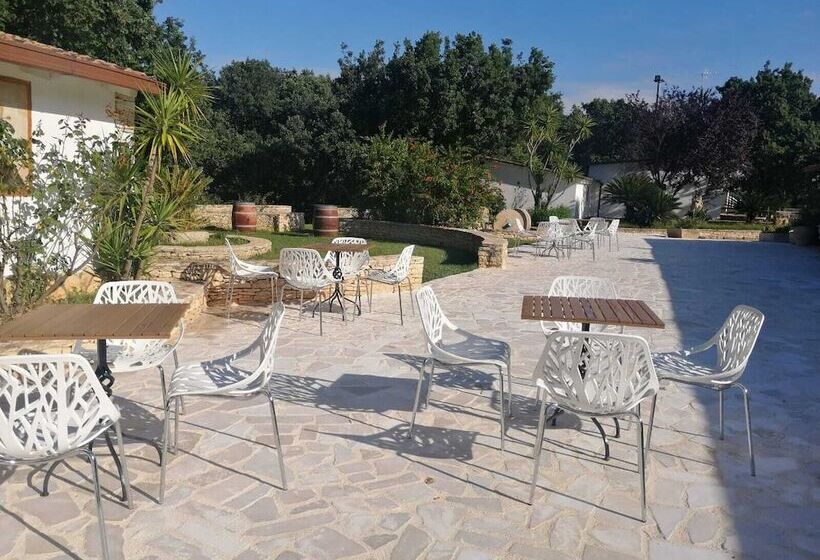 בית מלון כפרי Tenuta Giannini