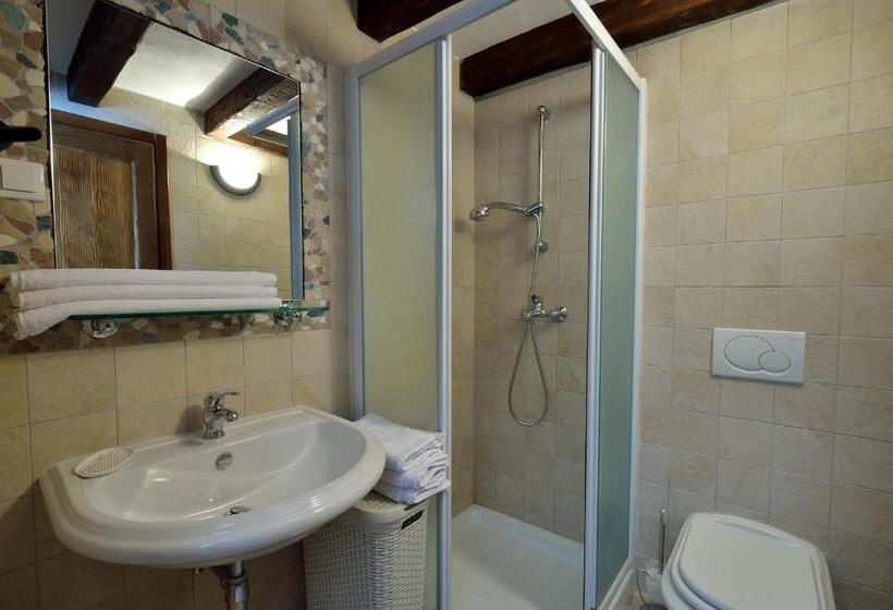 בית מלון כפרי Traditional Stone House Kotli