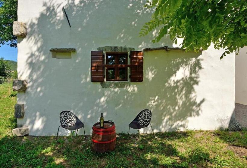 בית מלון כפרי Traditional Stone House Kotli