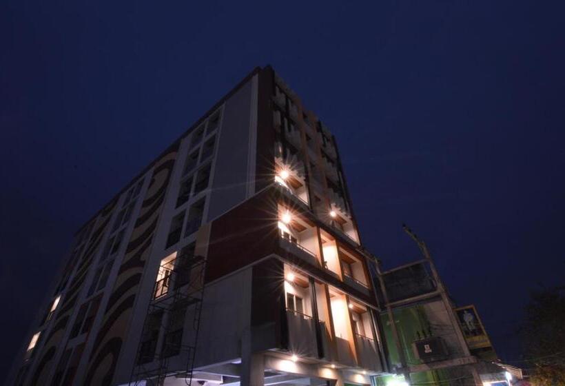 ホテル Ud Capital