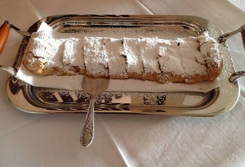 فندق Villa Ester