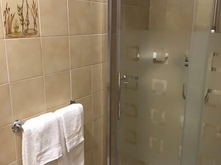 فندق Villa Ester