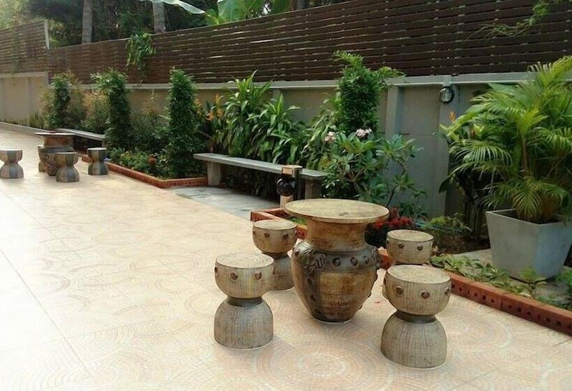 فندق Waen Petch Place