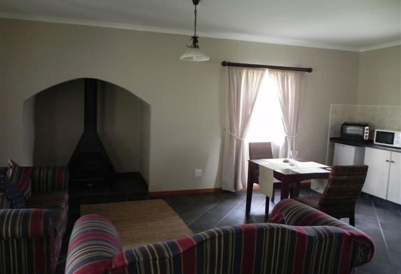 בית מלון כפרי Waterwoods Cottages