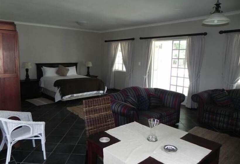 בית מלון כפרי Waterwoods Cottages