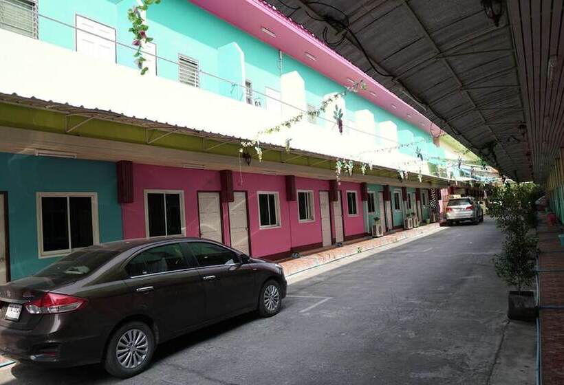 호텔 White Square Rayong