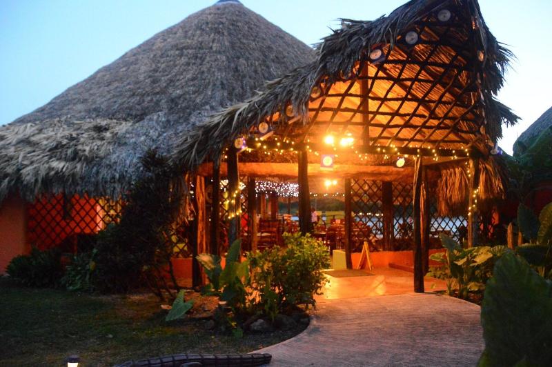 Lamanai Hotel & Marina