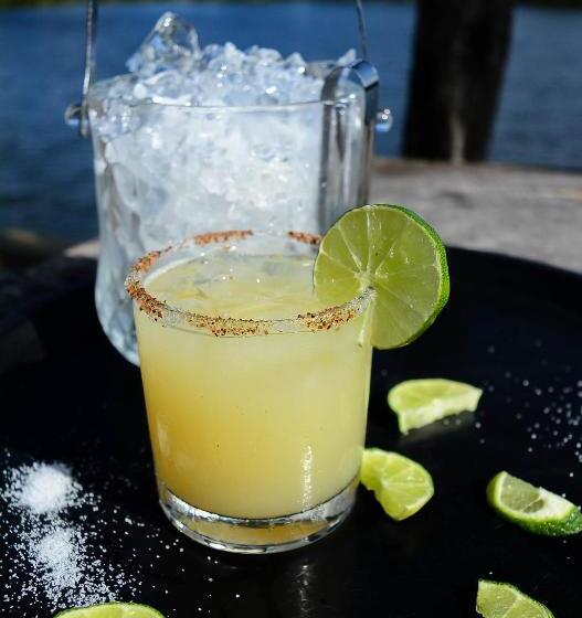 Lamanai Hotel & Marina