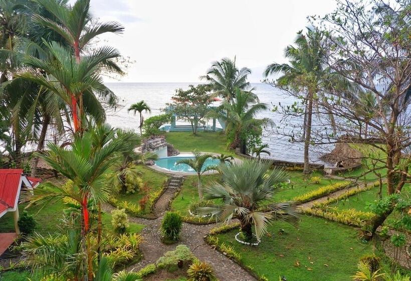 Puesta Del Sol Beach Bungalows