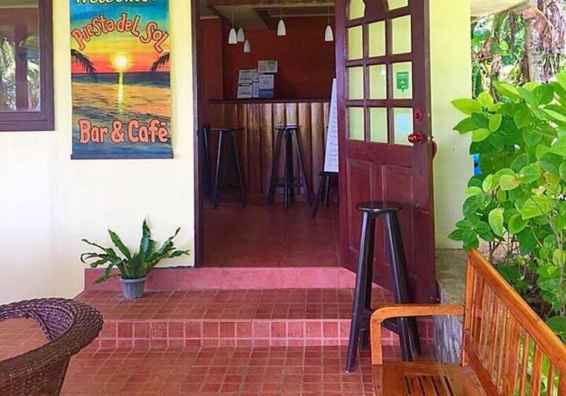 Puesta Del Sol Beach Bungalows