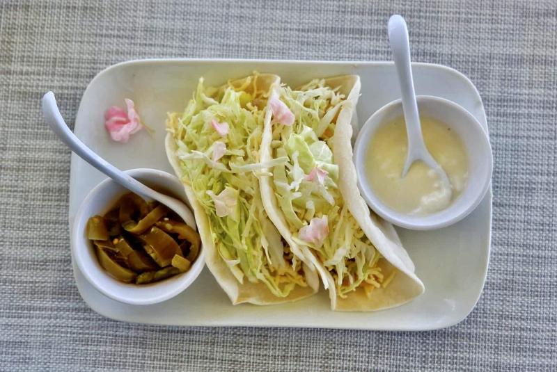 Puesta Del Sol Beach Bungalows