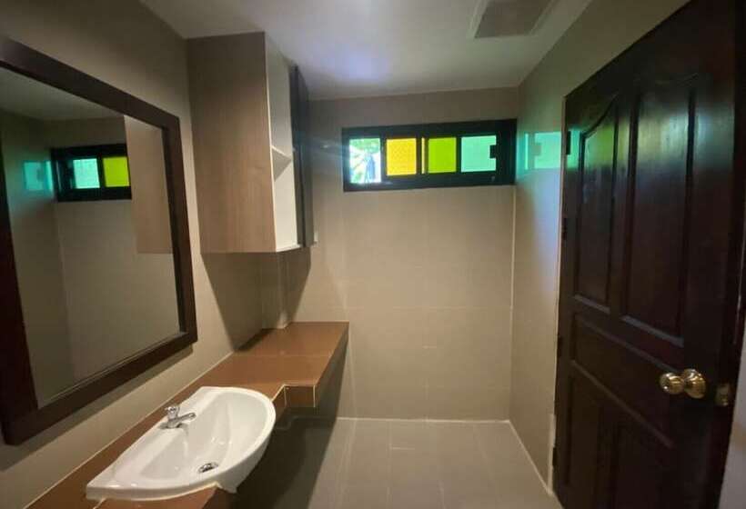 Rapeepong Resort Nanthai