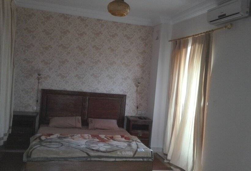 Riad Firdaous Achark