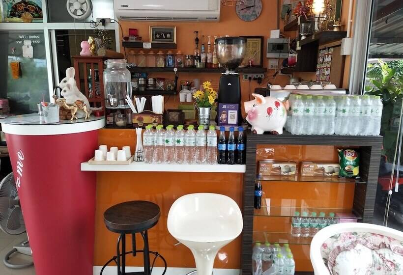 Siri Service Apartment