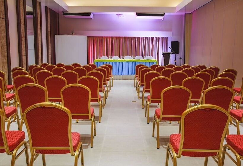 Solina Beach & Nature Resort