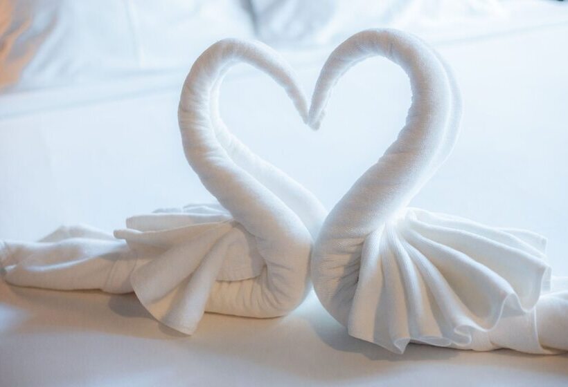 Trat 101 Hotel   Sha Certified