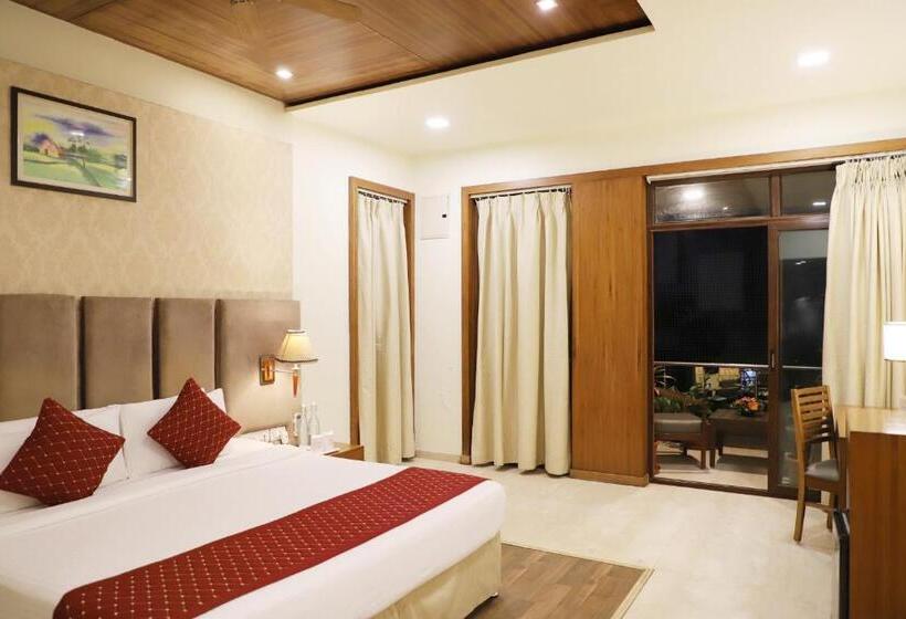 Boulevard 9 Luxury Resort & Spa