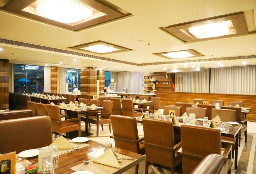 Boulevard 9 Luxury Resort & Spa